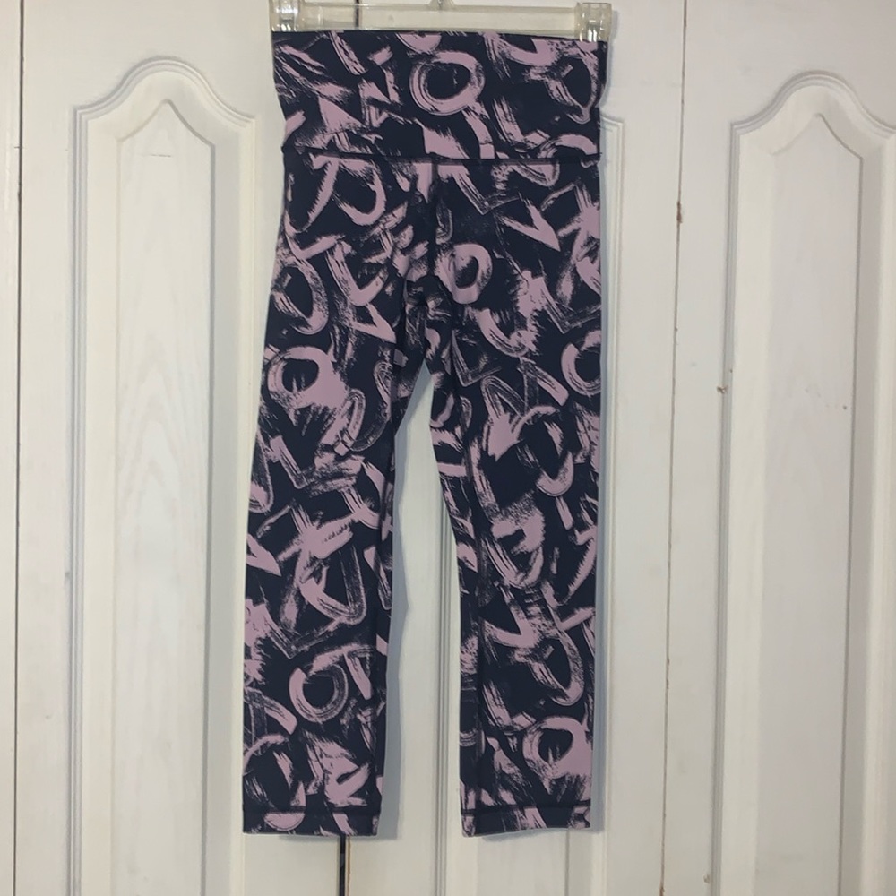 Lululemon capri leggings